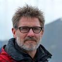 Portrett av Erik Storm, erfaren livscoach og fotograf.
