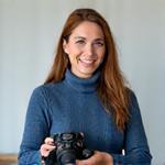 Portrett av Solveig Jensen, hovedfotograf hos Fjordblikk Kreativ